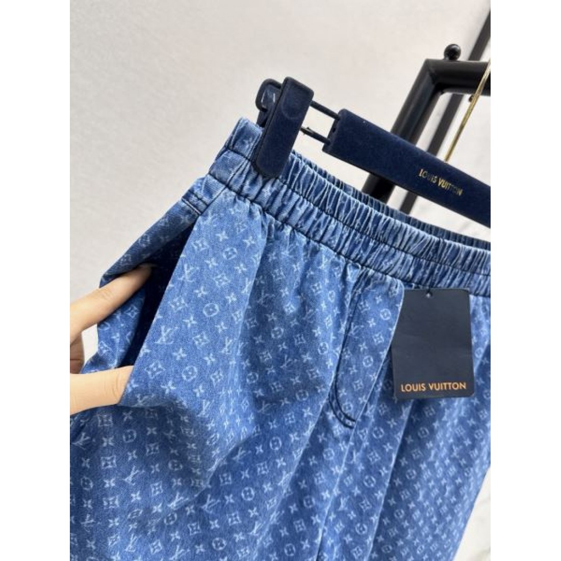 ライトインディゴ 総柄デザイン LOUIS VUITTON ルイヴィトン コピー レディース イージーショーツ リゾートカジュアル