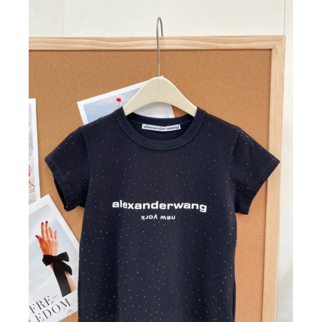 ミニレタリング ALEXANDER WANG アレキサンダーワン コピー レディース ロゴTシャツ シンプルストリート