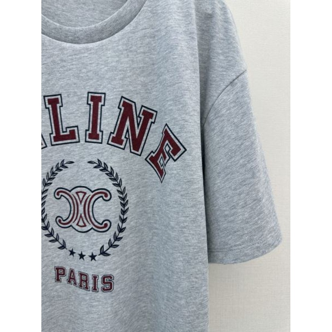 ヴィンテージ感漂う CELINE セリーヌ コピー グラフィックTシャツ サークルモチーフ ルーズフィット