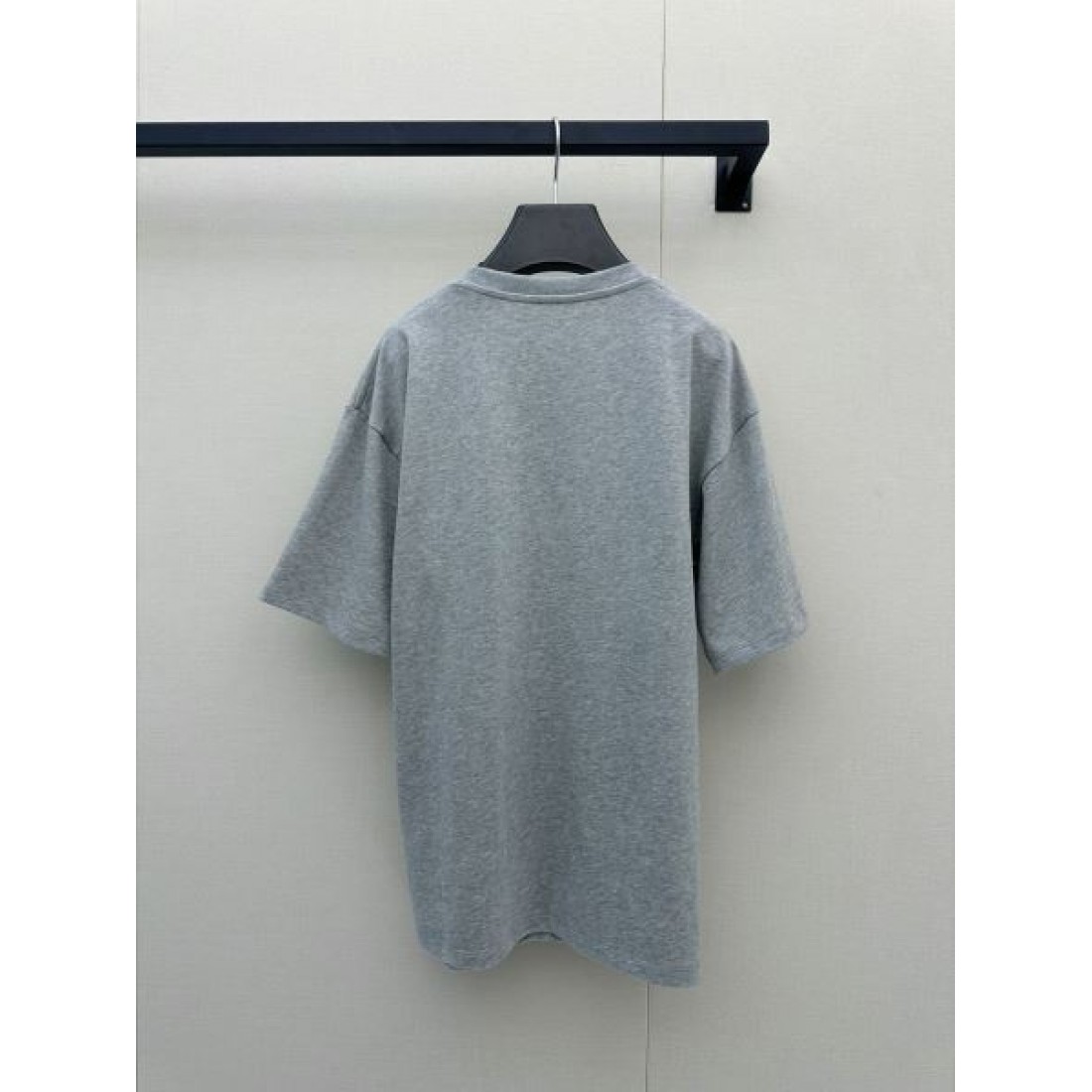 ヴィンテージ感漂う CELINE セリーヌ コピー グラフィックTシャツ サークルモチーフ ルーズフィット
