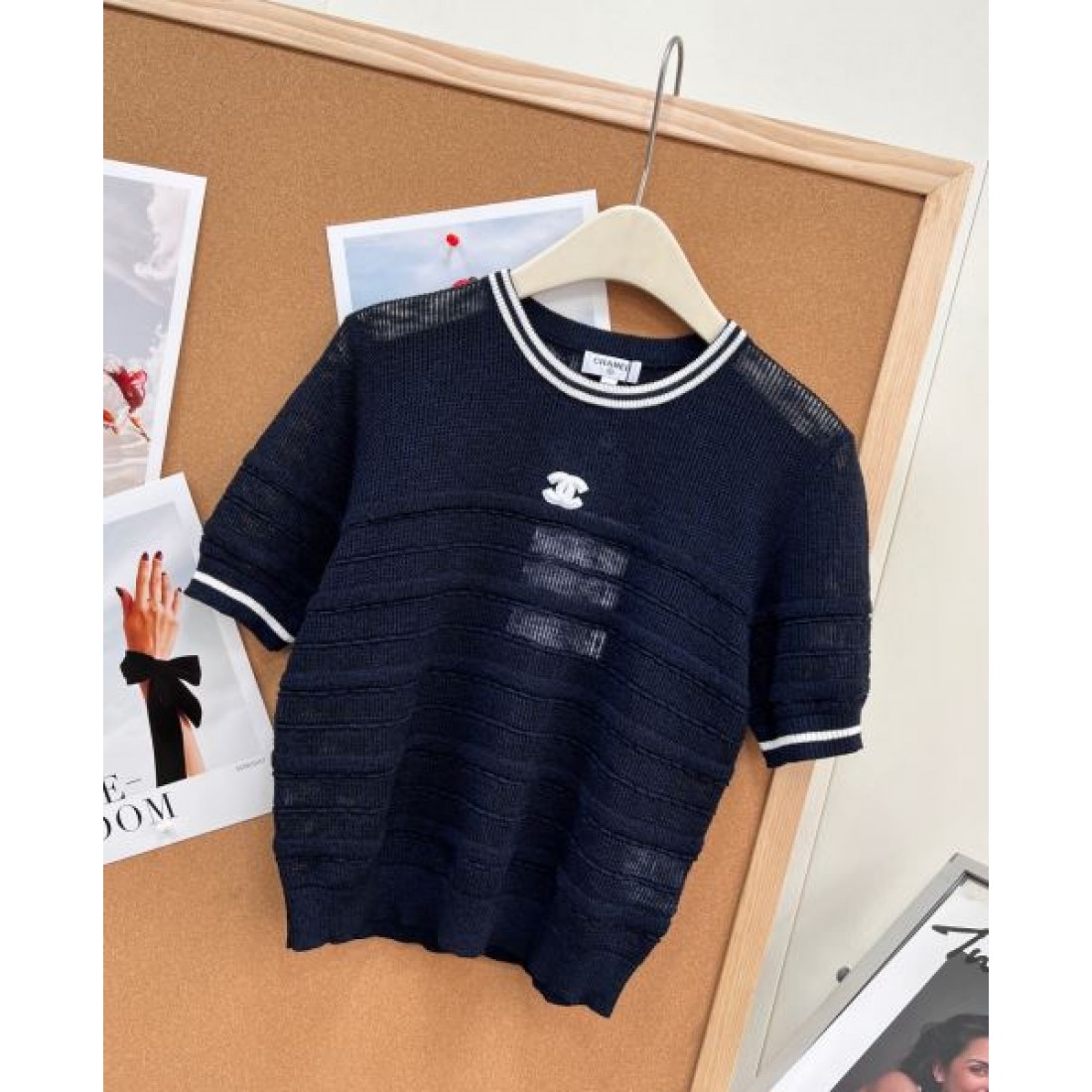透かしラインが映える CHANEL シャネル コピー クルーネックニット ネイビー系 コンパクトシルエット