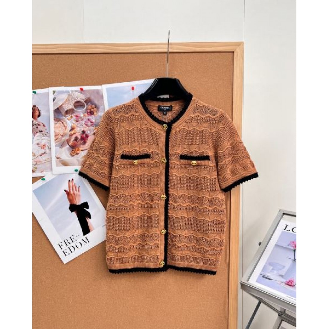 織り柄が映える CHANEL シャネル コピー ショートカーディガン ポケットデザイン レトロエレガント
