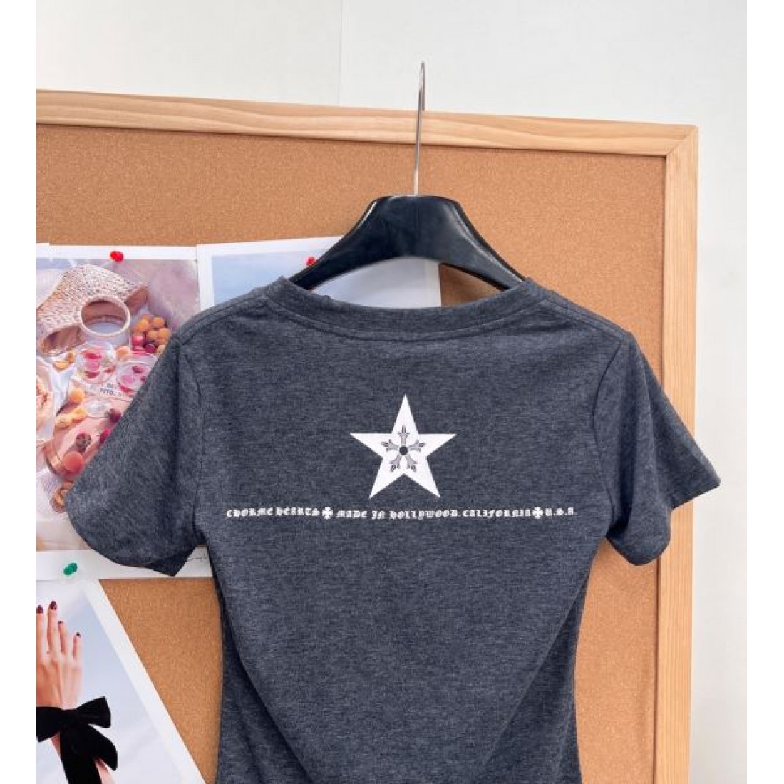 CHROME HEARTS クロムハーツ コピー レディース グラフィックTシャツ クロスモチーフ フィットシルエット デイリーストリート
