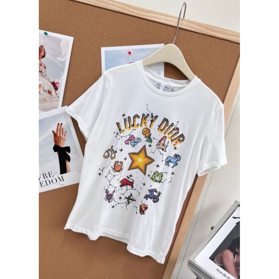 幸運モチーフが映える DIOR ディオール コピー グラフィックTシャツ フラワー＆ハート アートコラージュ