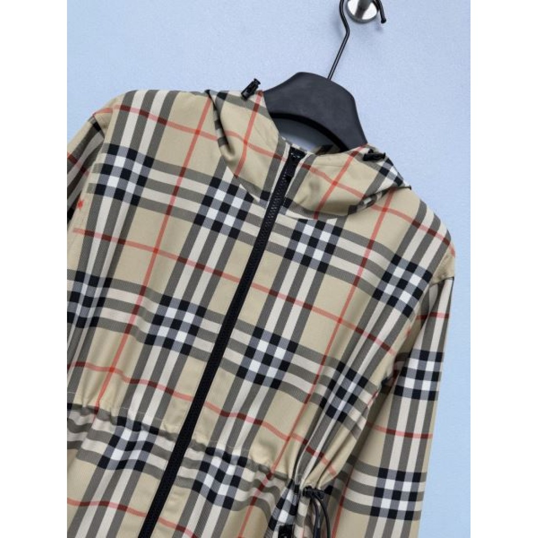 質感際立つ BURBERRY バーバリー コピー チェックブルゾン すっきりシルエット 都会派カジュアル