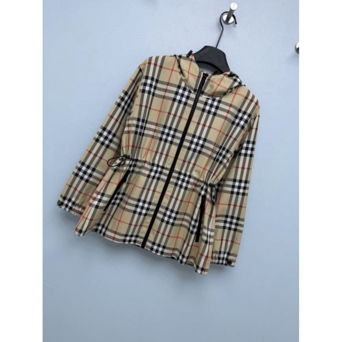 質感際立つ BURBERRY バーバリー コピー チェックブルゾン すっきりシルエット 都会派カジュアル