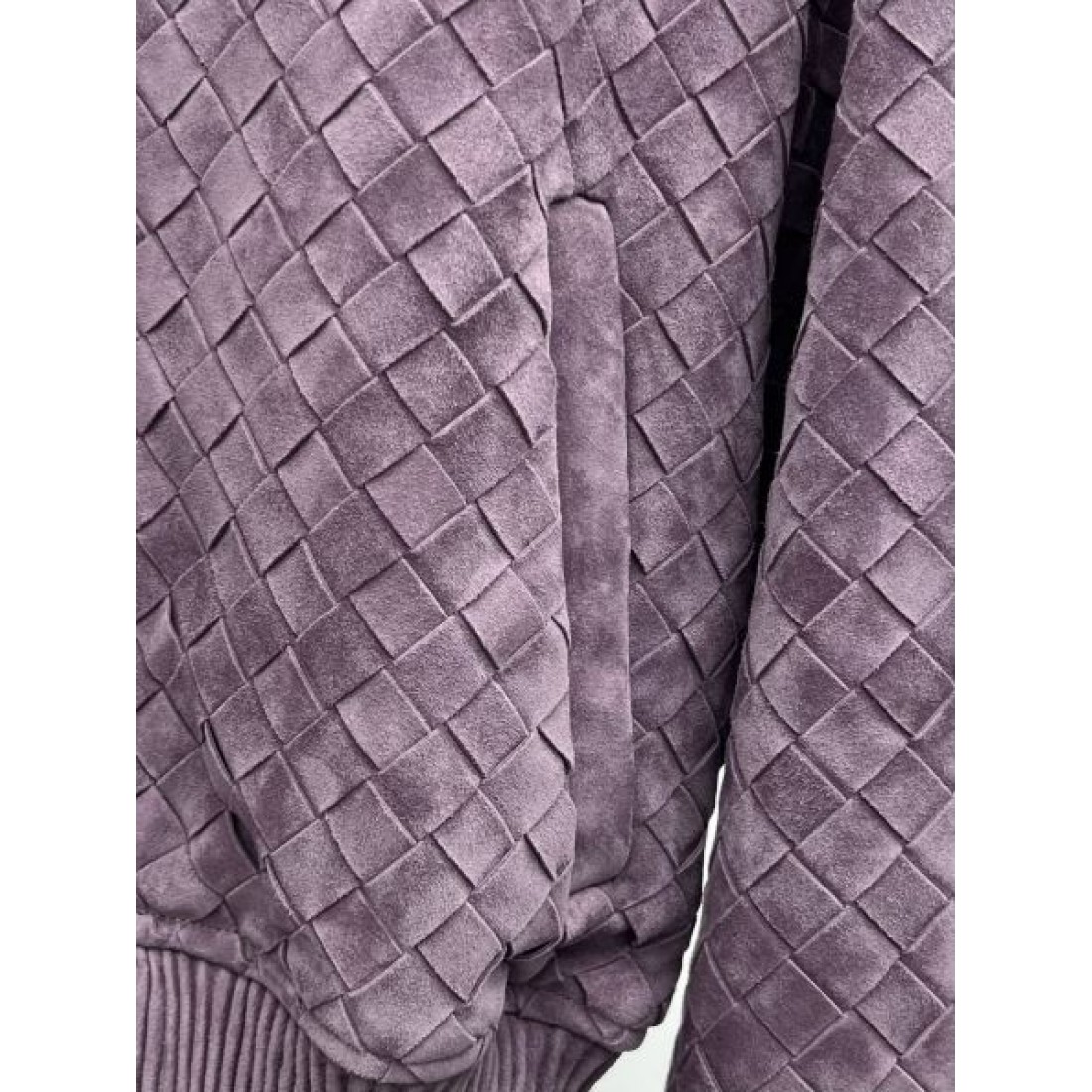 素材感際立つ BOTTEGA VENETA ボッテガ・ヴェネタ コピー ブルゾン 繊細な表情 リブ仕立て 大人モード
