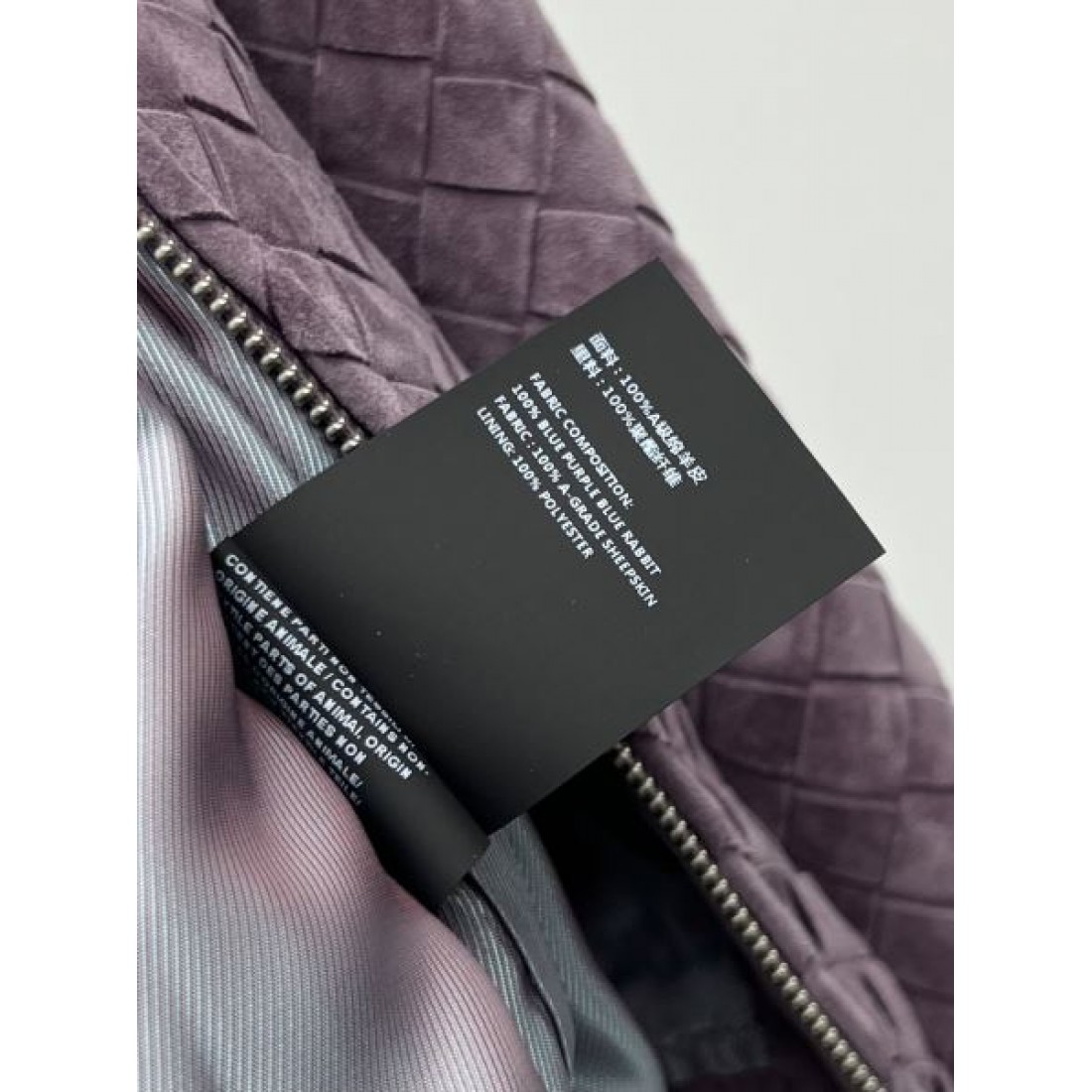 素材感際立つ BOTTEGA VENETA ボッテガ・ヴェネタ コピー ブルゾン 繊細な表情 リブ仕立て 大人モード
