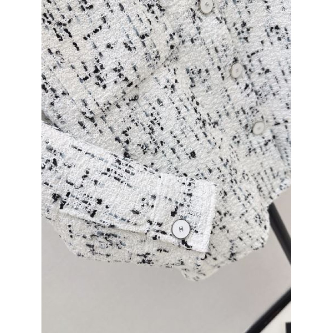 CHANEL シャネル コピー レディース シャツブルゾン ネップ調テクスチャー 直線シルエット クラシカル仕様