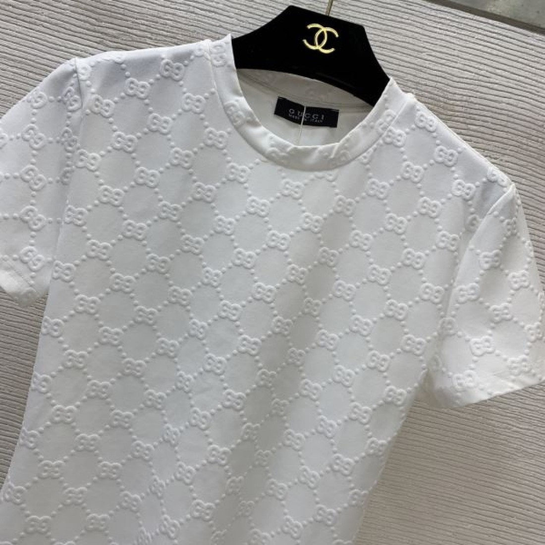 人気上昇 CHANEL コピー レディース 上下セット アイコニック柄 ウエストアクセント 着回し力