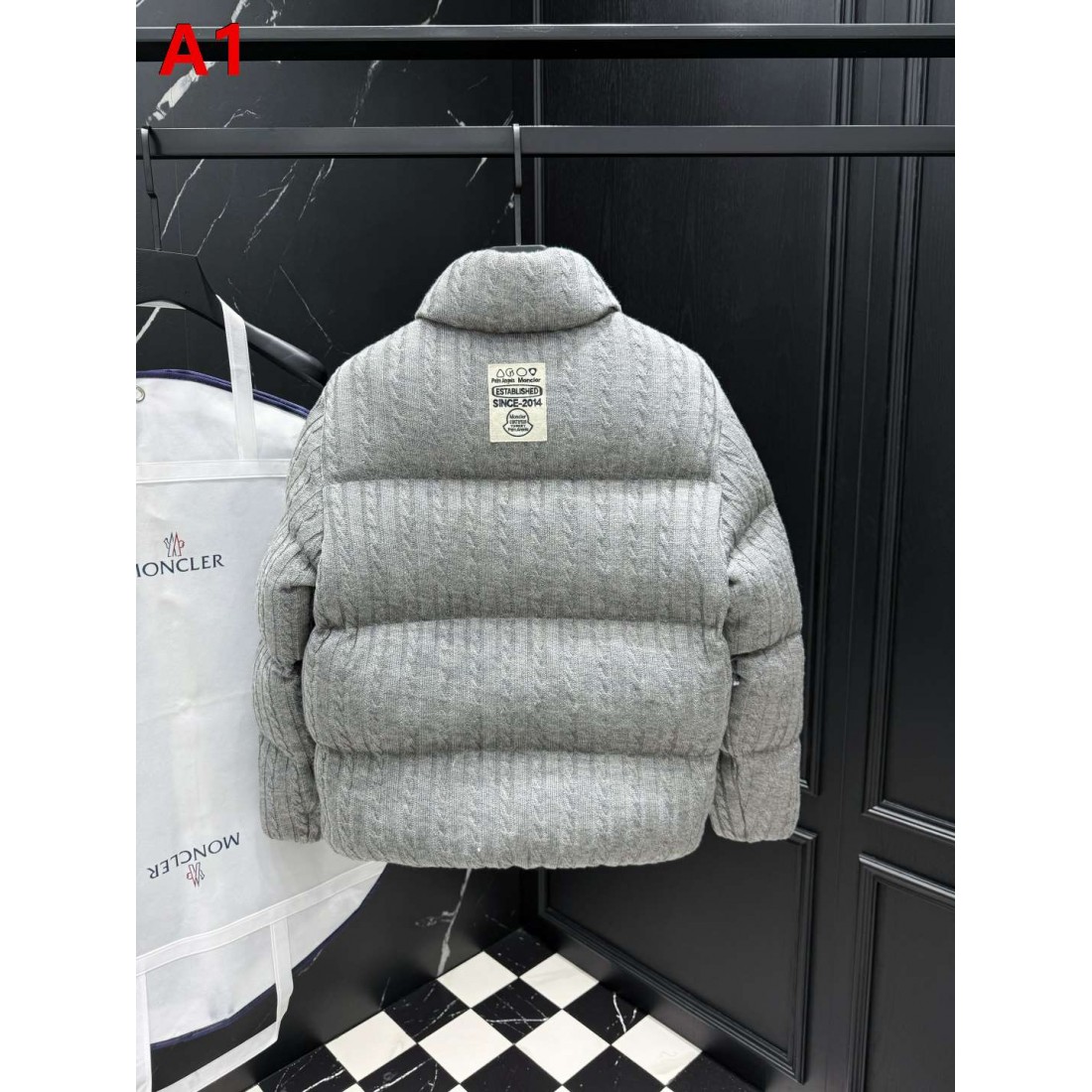グレー・ダークネイビー・ブラック コントラスト仕様 MONCLER モンクレール コピー ショートダウン デイリーカジュアル
