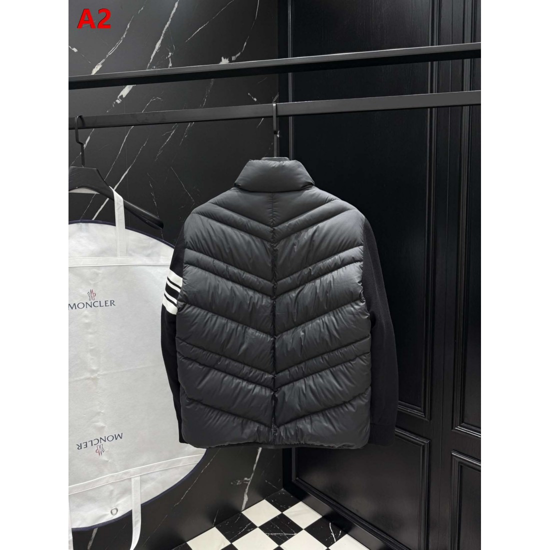 Vキルティング スタンドカラー ニット切替 MONCLER モンクレール コピー ダウンジャケット ハイブリッドスタイル