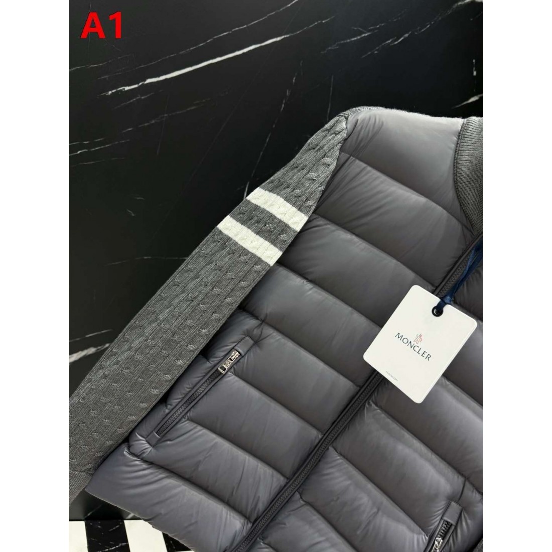 スポーティーライン コントラストデザイン MONCLER モンクレール コピー パファージャケット カレッジスポーツ