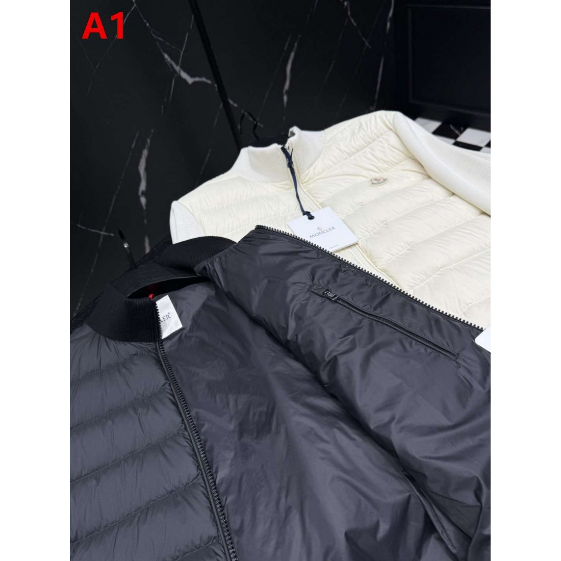 ブラック・アイボリー スタンドカラー MONCLER モンクレール コピー ダウンジャケット デイリーカジュアル