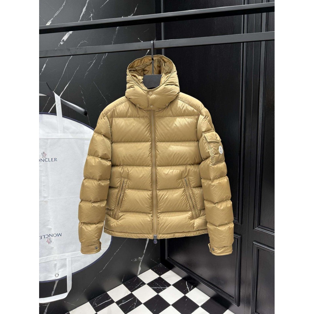 ボリュームフード キルティング仕様 MONCLER モンクレール コピー パファージャケット スポーツカジュアル