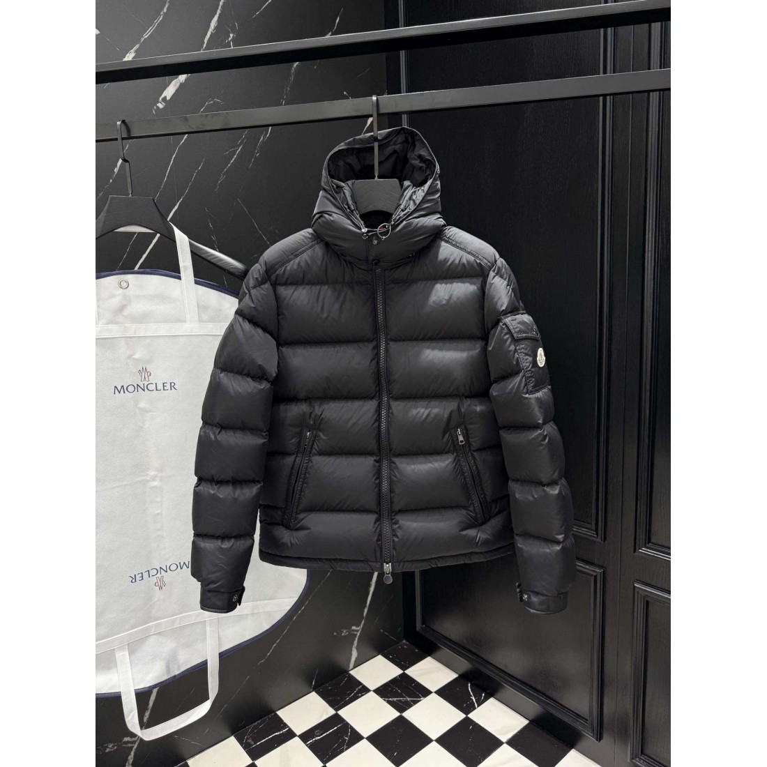 ボリュームフード キルティング仕様 MONCLER モンクレール コピー パファージャケット スポーツカジュアル