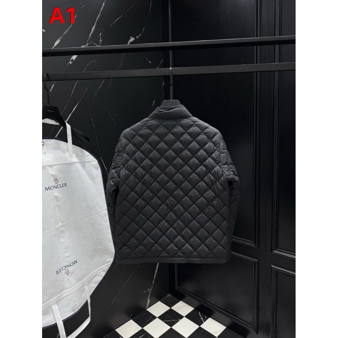 ブラック・アイボリー・ダークネイビー スタンドカラー MONCLER モンクレール コピー ダウンジャケット デイリーカジュアル