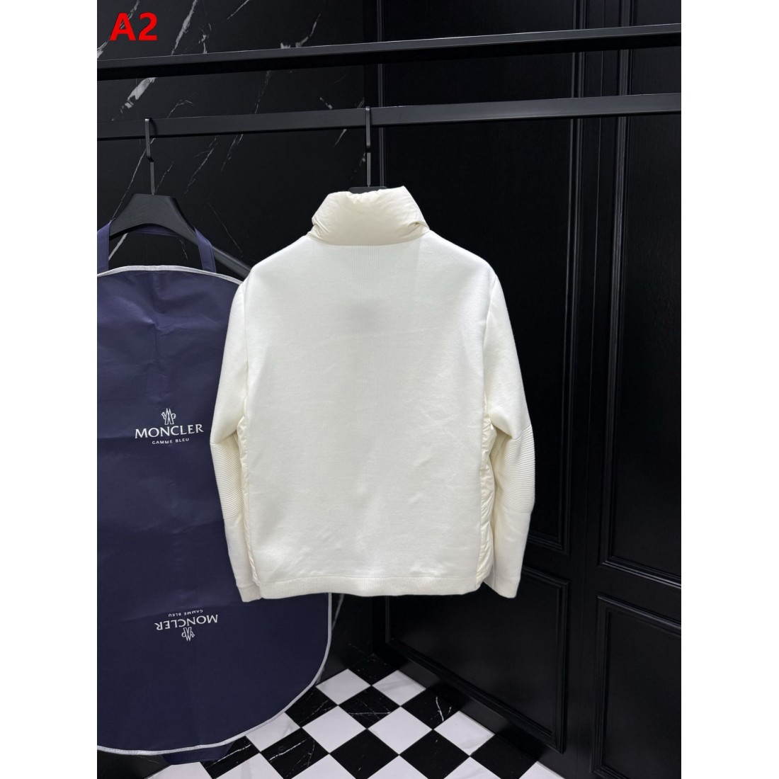 ハイネック キルティング仕様 MONCLER モンクレール コピー ダウンジャケット シティカジュアル