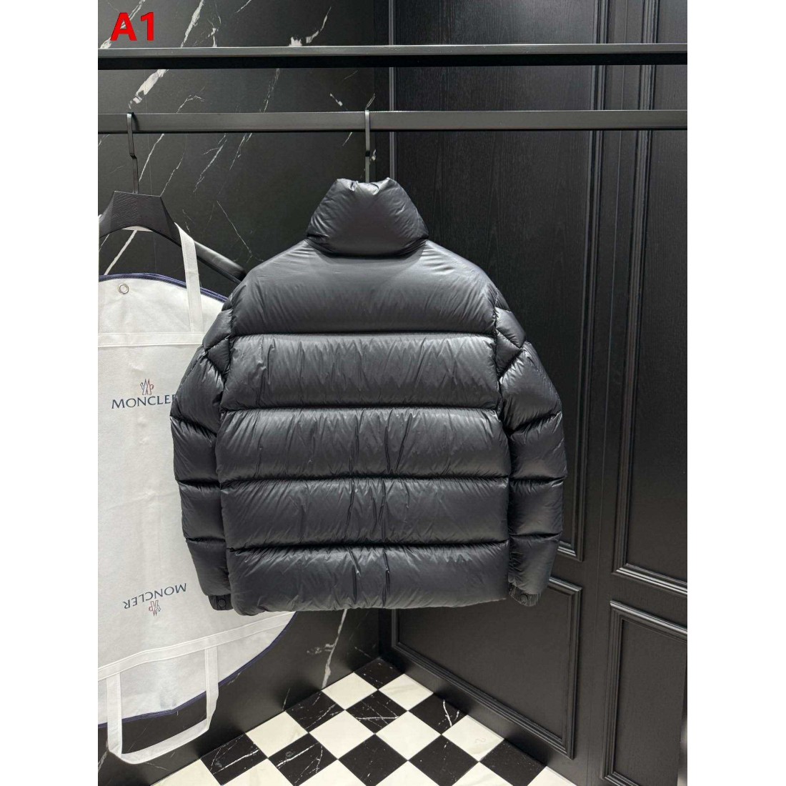 ボリュームキルティング アーバンアウトドア MONCLER モンクレール コピー ショートダウン デイリーカジュアル