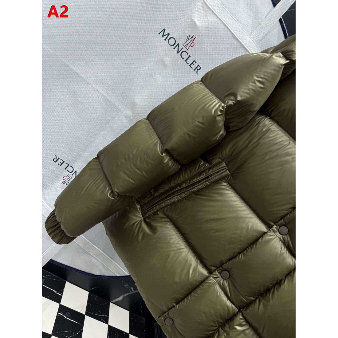 ボリュームキルティング アーバンアウトドア MONCLER モンクレール コピー ショートダウン デイリーカジュアル