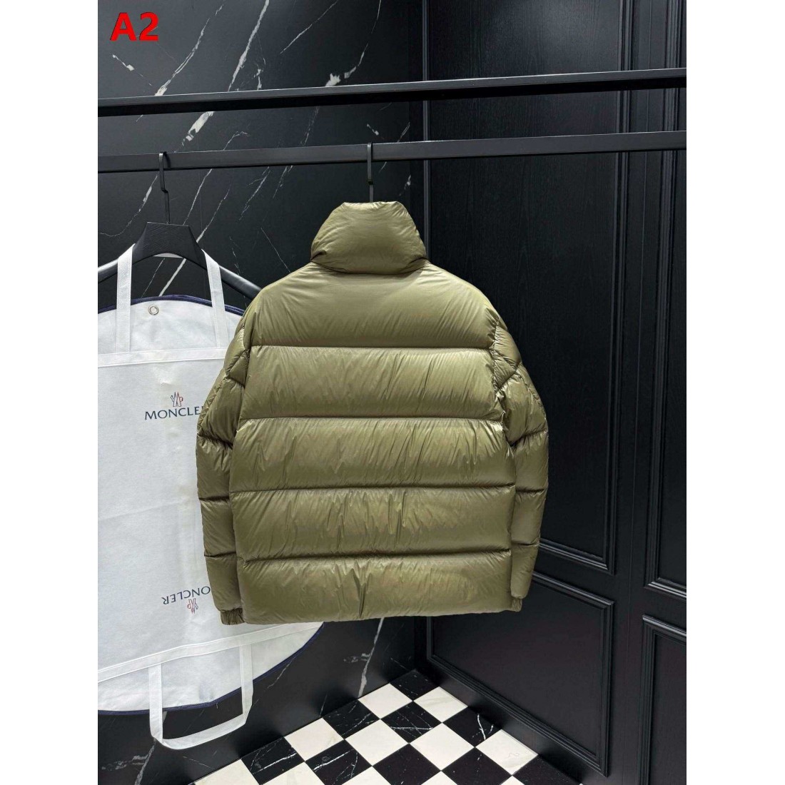 ボリュームキルティング アーバンアウトドア MONCLER モンクレール コピー ショートダウン デイリーカジュアル