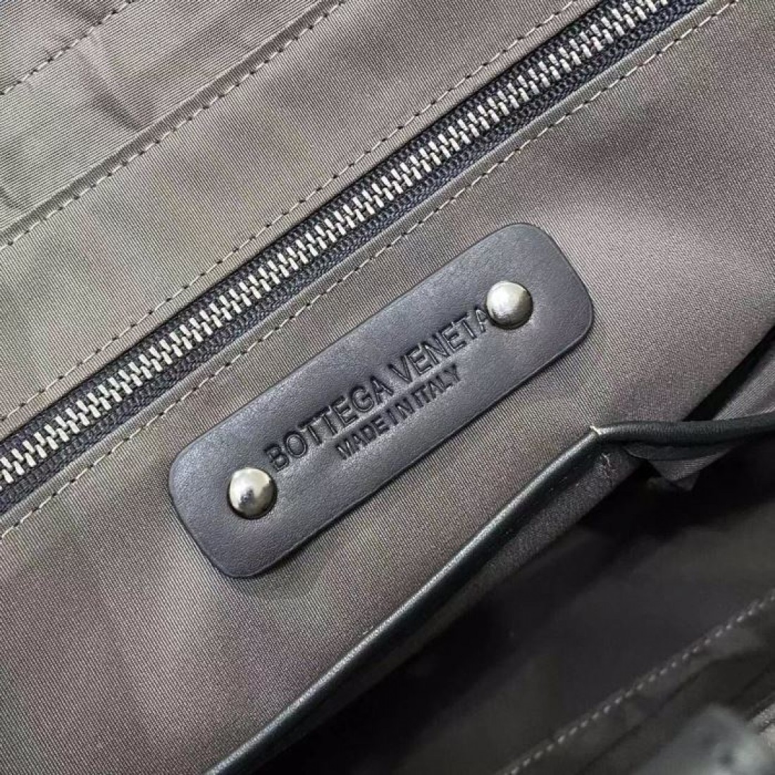 ビジネス注目 ルイヴィトン 激安 ブリーフケース LOUIS VUITTON 編み込みデザイン