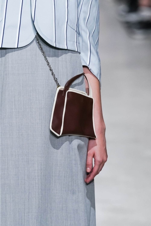 アンリアレイジ 2020年春夏コレクション - 様々な“アングル”から捉えたベーシックウェア｜写真12