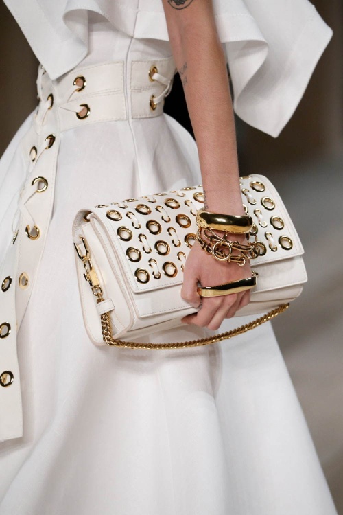 アレキサンダーマックイーン(Alexander McQueen) ストーリーショルダー｜写真2