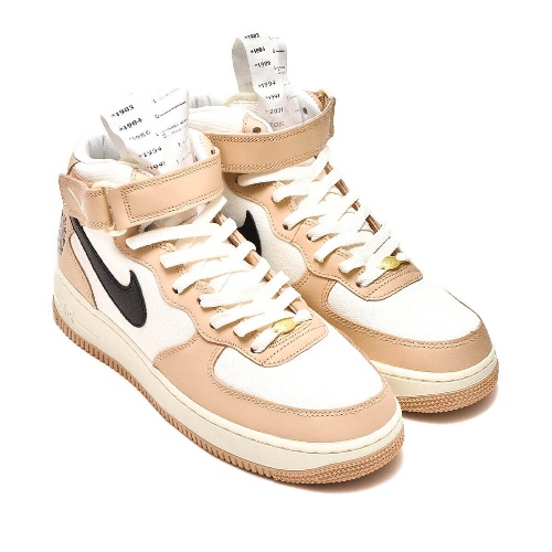 ナイキ「エア フォース 1 ミッド’07 LX “IZAKAYA”」15,400円