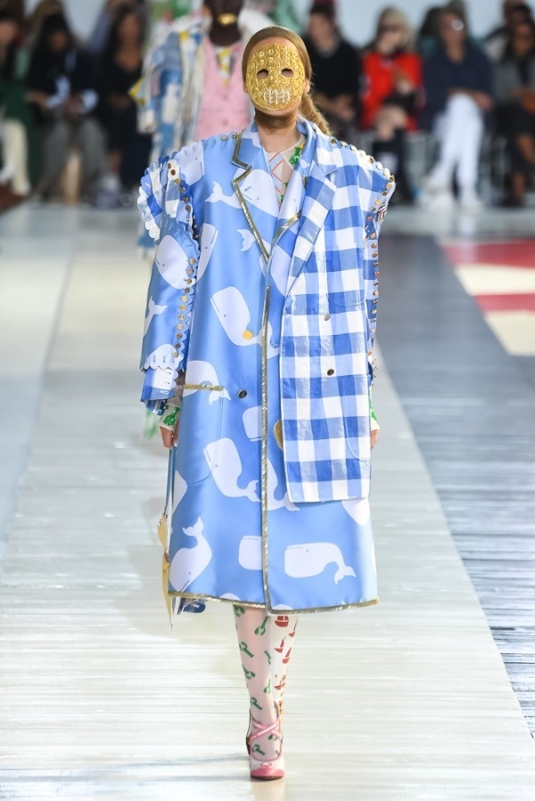 トム ブラウン 2019年春夏ウィメンズコレクション - フルーツを片手に楽しむマーメイドパーティ｜写真30