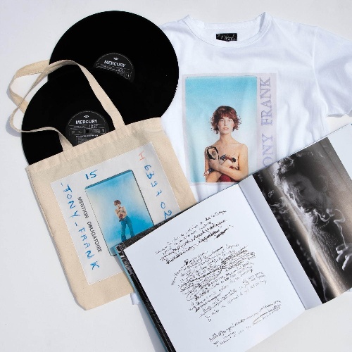 ジェーンバーキンの写真集がアニエスベーより発売、Tシャツやトートバッグも｜写真1