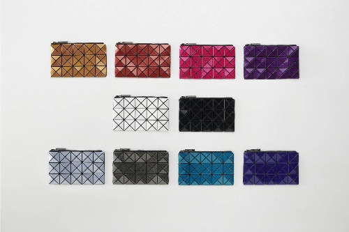 ＜PRISM FLAT POUCH＞ポーチ 全10色 各15,000円