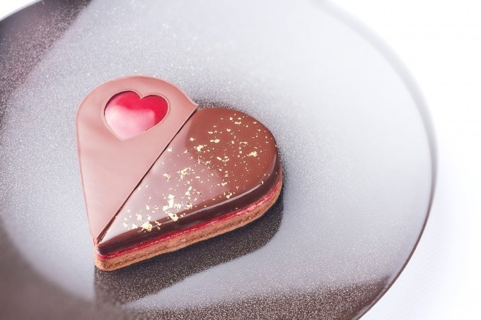 シャネル(CHANEL), アランデュカス(Alain Ducasse) ベージュ アランデュカス 東京｜写真1