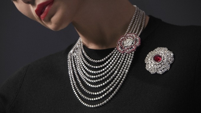 シャネル(CHANEL) カメリア モチーフ｜写真51