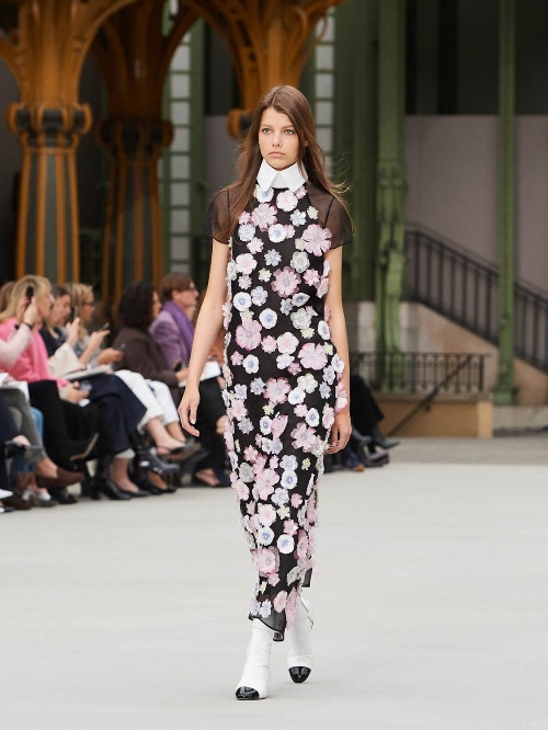 シャネル 2019/20年リゾート コレクション - 自由とエレガンスを追い求める冒険の旅｜写真77