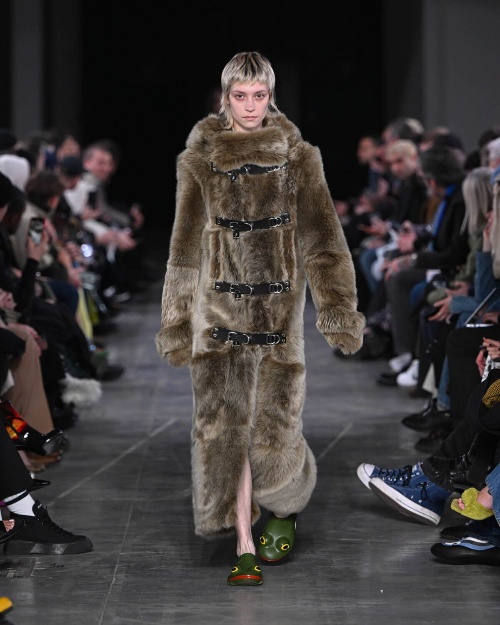 ジェイ ダブリュー アンダーソン 23-24年秋冬コレクション - まっさらな状態｜写真42