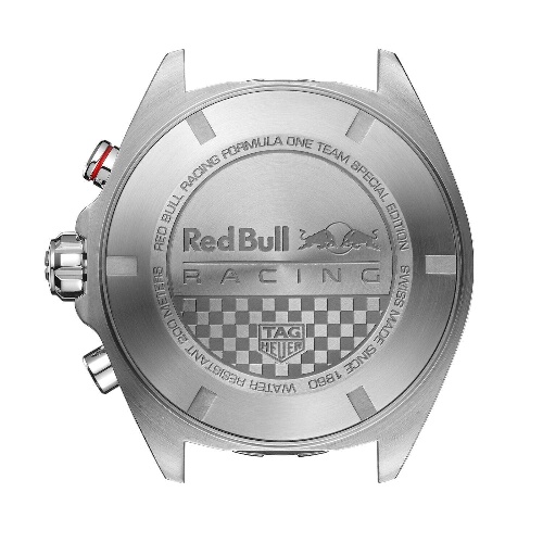タグホイヤー×レッドブル レーシングのメンズ腕時計、F1カーのコックピット着想ダイヤル｜写真12