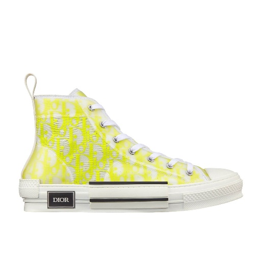 “B23” MID TOP SNEAKERS 132,000円(税込)