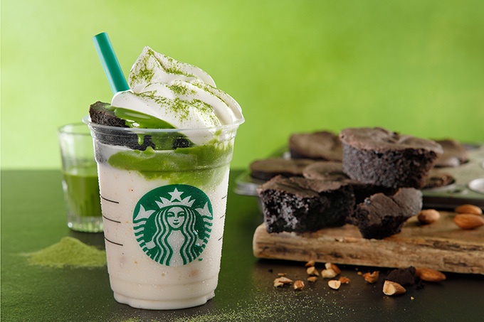 スターバックス(Starbucks) チョコレート ケーキ トップ フラペチーノ with 抹茶ショット｜写真1