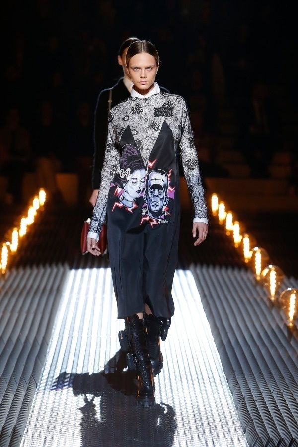 プラダ 2019年秋冬ウィメンズコレクション - フランケンシュタインと花嫁のロマンス｜写真28