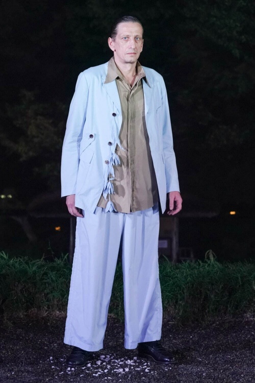 ベッドフォード 2022年春夏コレクション - 植物が幻想的にきらめく、神秘的な世界へ｜写真24