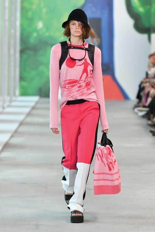 マイケルコース コレクション 2019年春コレクション、ビビッドカラー彩る南国リゾートの旅へ｜写真10