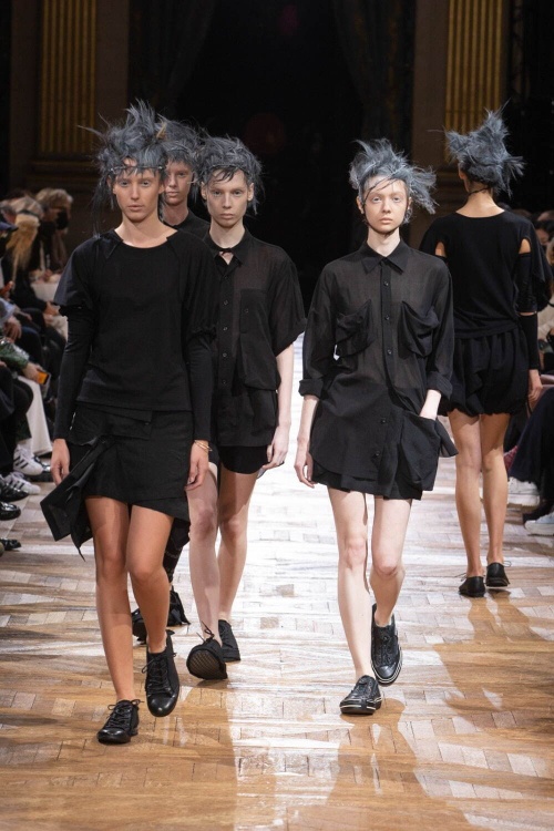 ヨウジヤマモト(Yohji Yamamoto) 黒｜写真15