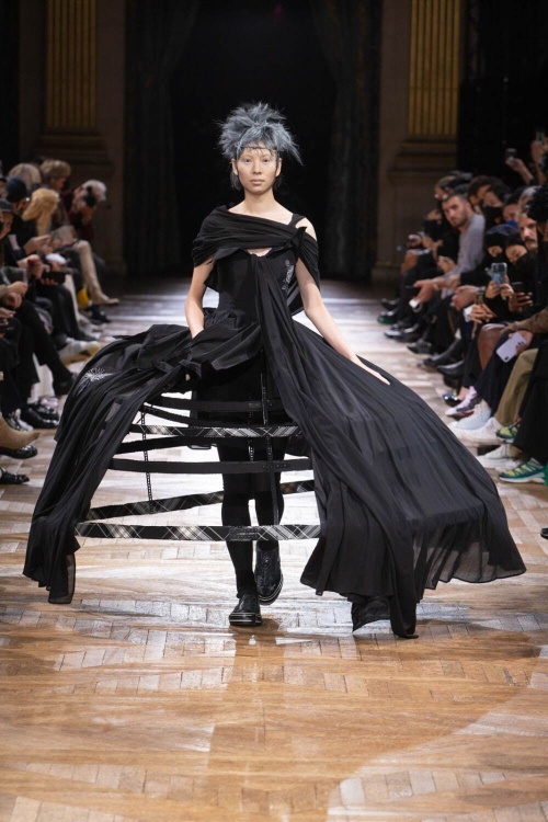 ヨウジヤマモト(Yohji Yamamoto) 黒｜写真40