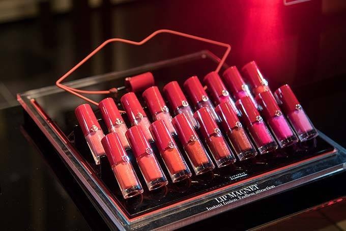 アルマーニ ビューティ(ARMANI BEAUTY) リップ マグネット｜写真14