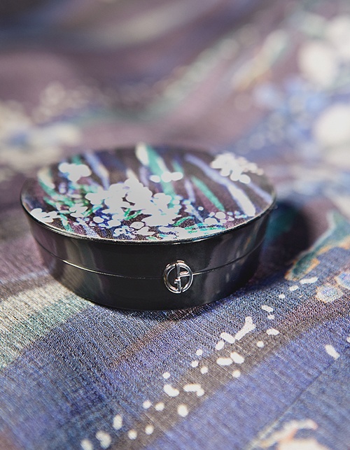 アルマーニ ビューティ(ARMANI BEAUTY) 水の中の世界｜写真3