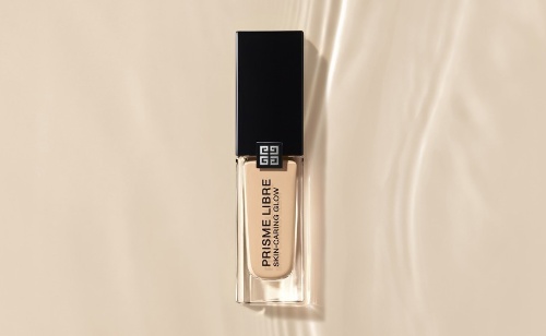 プリズムリーブルスキンケアリンググロウ 30mL 全12色 各7,150円(税込)