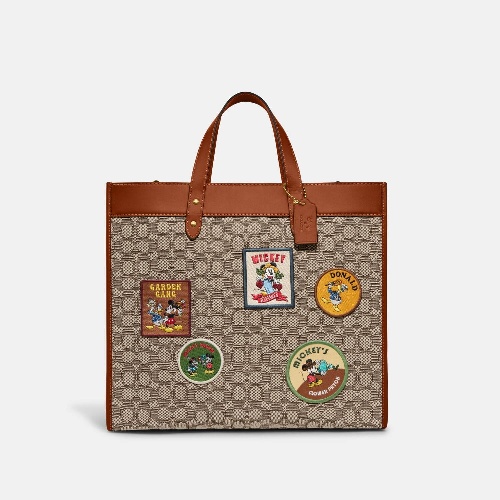 フィールド トート 40 シグネチャー テキスタイル ジャカード パッチ(H36.5xW40xD20cm) 104,500円